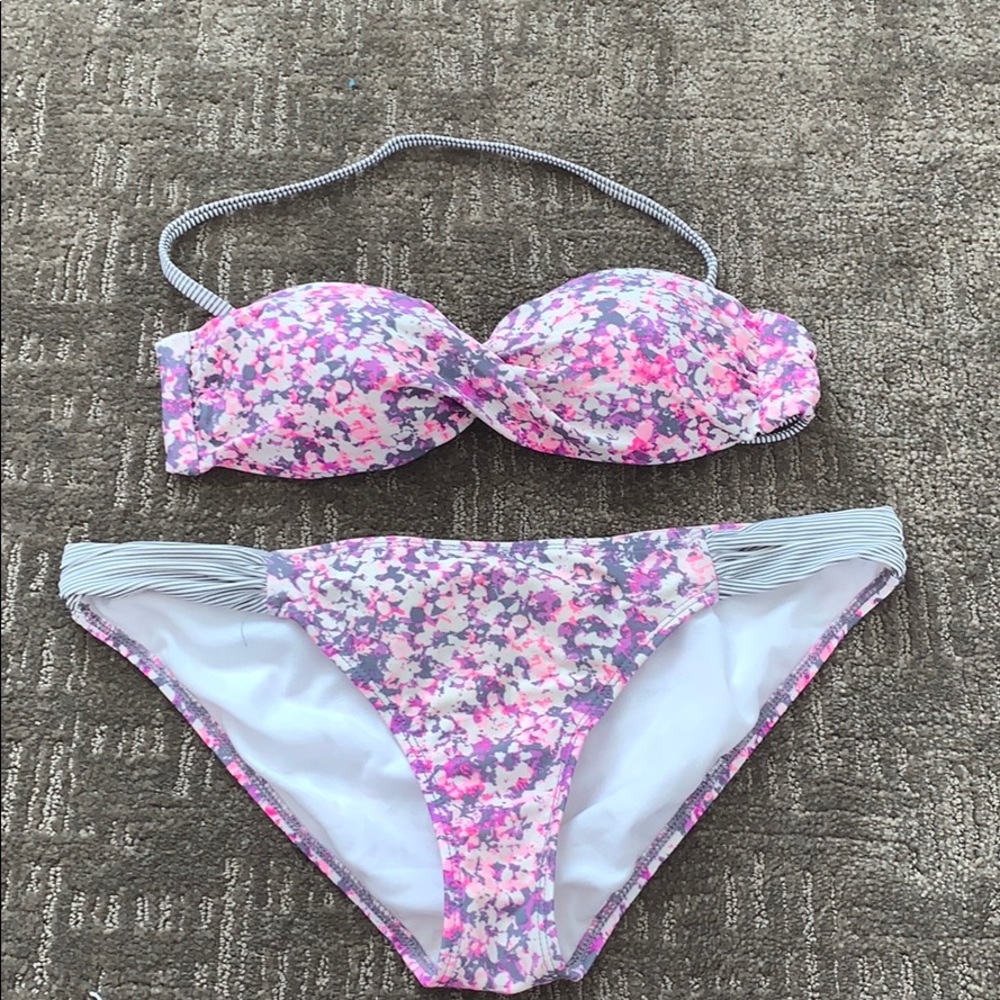 Hot Water | Bikini Set